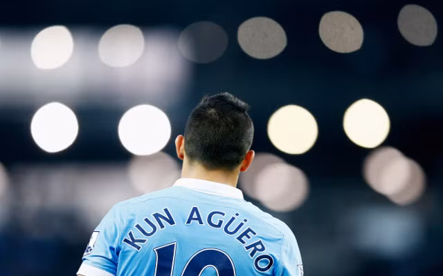 Ngôi sao của Man City là Sergio Aguero xếp vị trí thứ 8 trong top những cầu thủ có số áo đấu bán chạy nhất châu Âu.