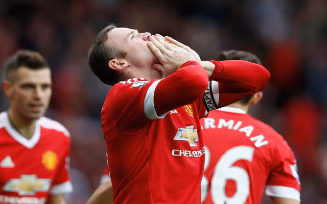 Rooney là thủ lĩnh tinh thần của Man United. Dù không còn giữ được phong độ đỉnh cao nhưng "gã Shrek" vẫn nằm trong top những cầu thủ có số áo đấu bán chạy tại châu Âu.