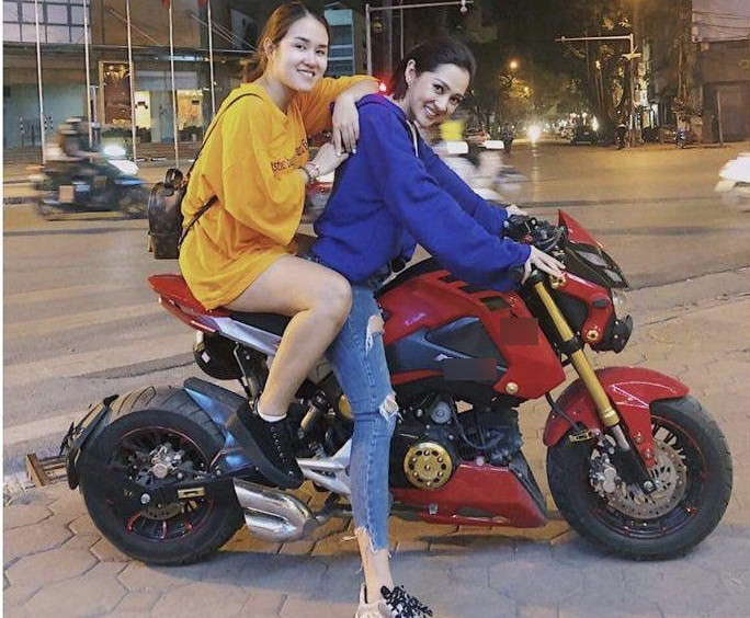 Mặc cho phía Bảo Anh phủ nhận quan hệ tình ái song khi mọi việc chưa ngã ngũ, cư dân mạng vẫn có quyền đồn đoán và hy vọng vào cái kết đẹp của cặp đôi này.