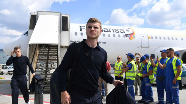 Tiền đạo trẻ Timo Werner có kỳ World Cup đầu tiên trong sự nghiệp khá thất vọng. Kinh nghiệm non kém, chân sút 22 tuổi không ghi nổi bàn thắng nào.