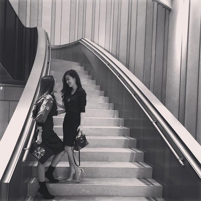 Không ít những lời phản đối, miệt thị hay chê bai cặp đôi My - Thanh đã phải gánh chịu. Nhưng nhờ tình yêu nồng cháy, hai cô gái đã vượt qua tất cả để có thể ở bên nhau đến tận hôm nay.