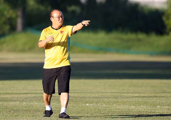 DT Philippines dung du chieu tro de tranh mat DT Viet Nam tai AFF Cup 2018-Hinh-2