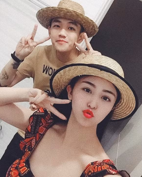 Loạt khoảnh khắc hạnh phúc của Bảo Chi bên bạn trai mới được công khai và nhận rất nhiều lời chúc phúc từ CĐM.