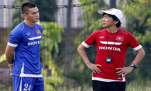 HLV Miura dau dau tim nguoi thay the Xuan Thanh-Hinh-2