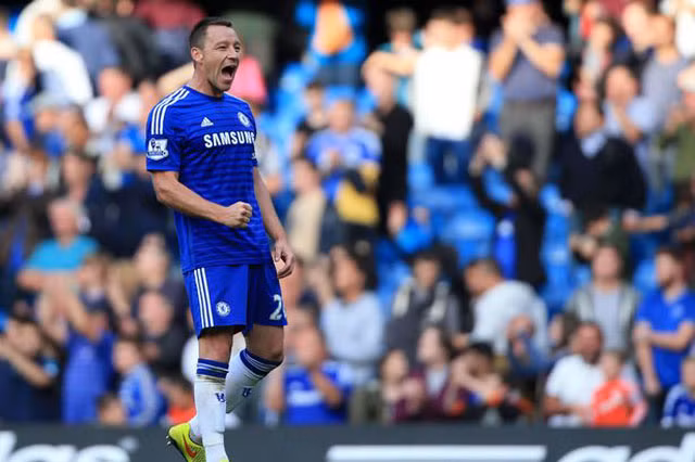 John Terry đã bước vào tuổi 35 và đã đến lúc cầu thủ này tính đến chuyện bến đỗ tiếp theo của mình khi sự nghiệp ở bên kia sườn dốc.