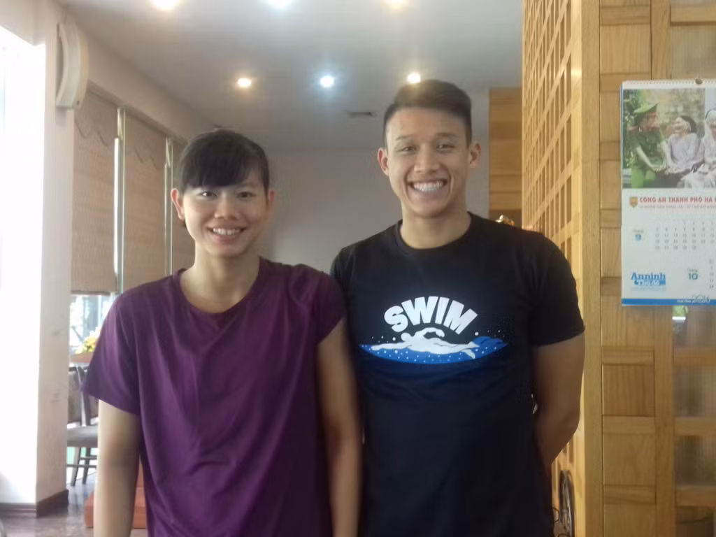 Chắc chắn việc phải di chuyển hàng trăm km mà không được bơi sẽ khiến Ánh Viên vừa bị ảnh hưởng về thể lực lẫn tâm lý trước khi chính thức thi đấu. Ảnh: Facebook