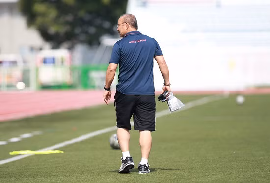 HLV Park Hang-seo đã giãn được cơ mặt sau trận đấu căng thẳng với U22 Thái Lan.