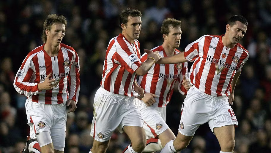 Kết thúc mùa giải 2005/06, Sunderland xếp cuối bảng và kém đội áp chót West Bromwich đến 15 điểm. Ghi 26 bàn, thủng lưới 69 và có hiệu số âm 43.