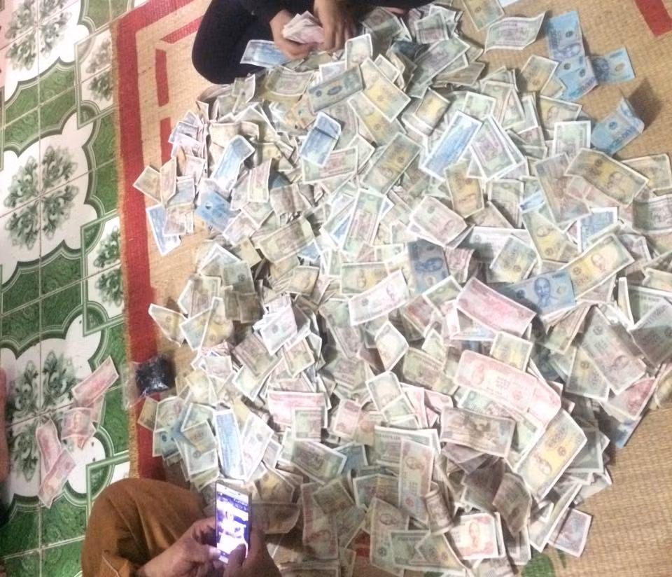 Thử hỏi với số tiền lẽ như này, liệu các đấng mày râu có đủ tiền để rước nàng về dinh không?