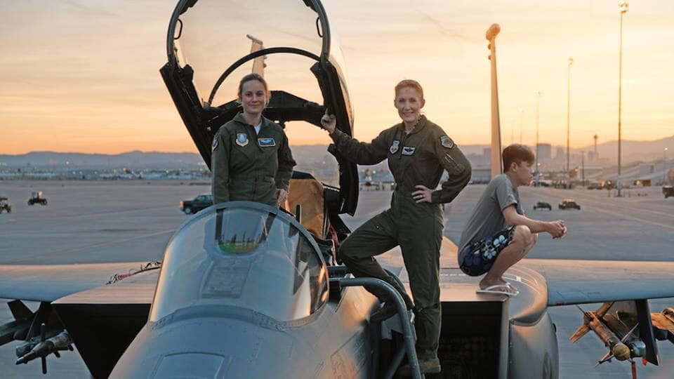 Chia sẻ về loạt ảnh ghép được CĐM chú ý, Xuân Huy cho biết anh vốn là một người làm nghề design ảnh quảng cáo và dạy Photoshop nên việc làm một bộ ảnh này không hề khó khăn và mất nhiều thời gian.