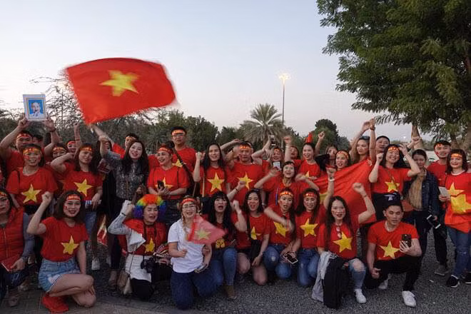 Đặc biệt, chuyến bay khứ hồi này được công ty trên hoàn toàn miễn phí cho các CĐV để tiếp lửa cho các cầu thủ Việt Nam.