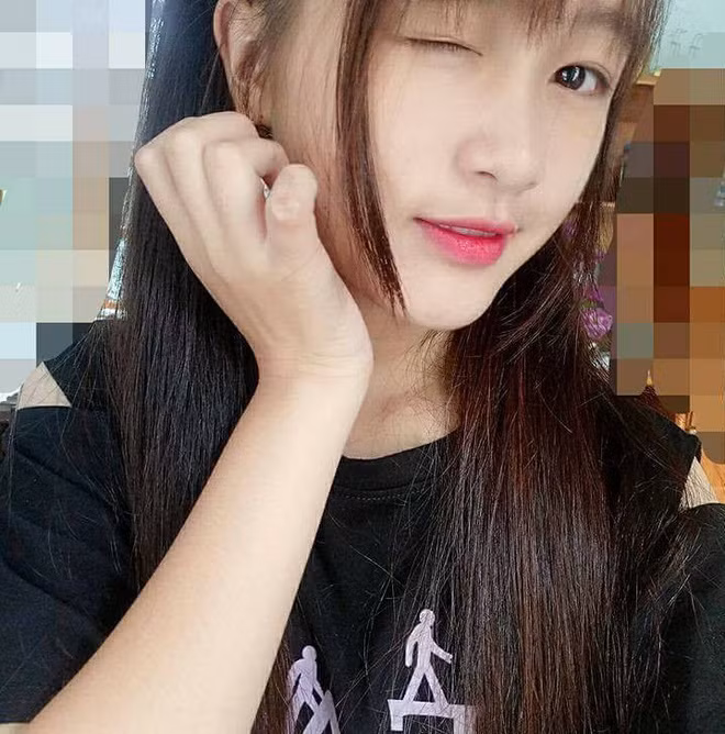 Dù rất ít khi đăng ảnh lên trang cá nhân nhưng hot girl dân tộc xinh đẹp - Vàng Thị Dung vẫn khiến nhiều người phải mê mẩn vì mình và sẵn sàng nhấn nút like cho từng bức ảnh của cô bạn này.