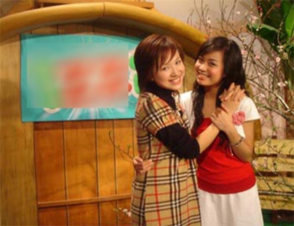 Theo những con số từ nhà sản xuất, vào lúc cao điểm, "Vui cùng Hugo" đã nhận được đến 500.000 cuộc gọi đăng ký mỗi tuần.