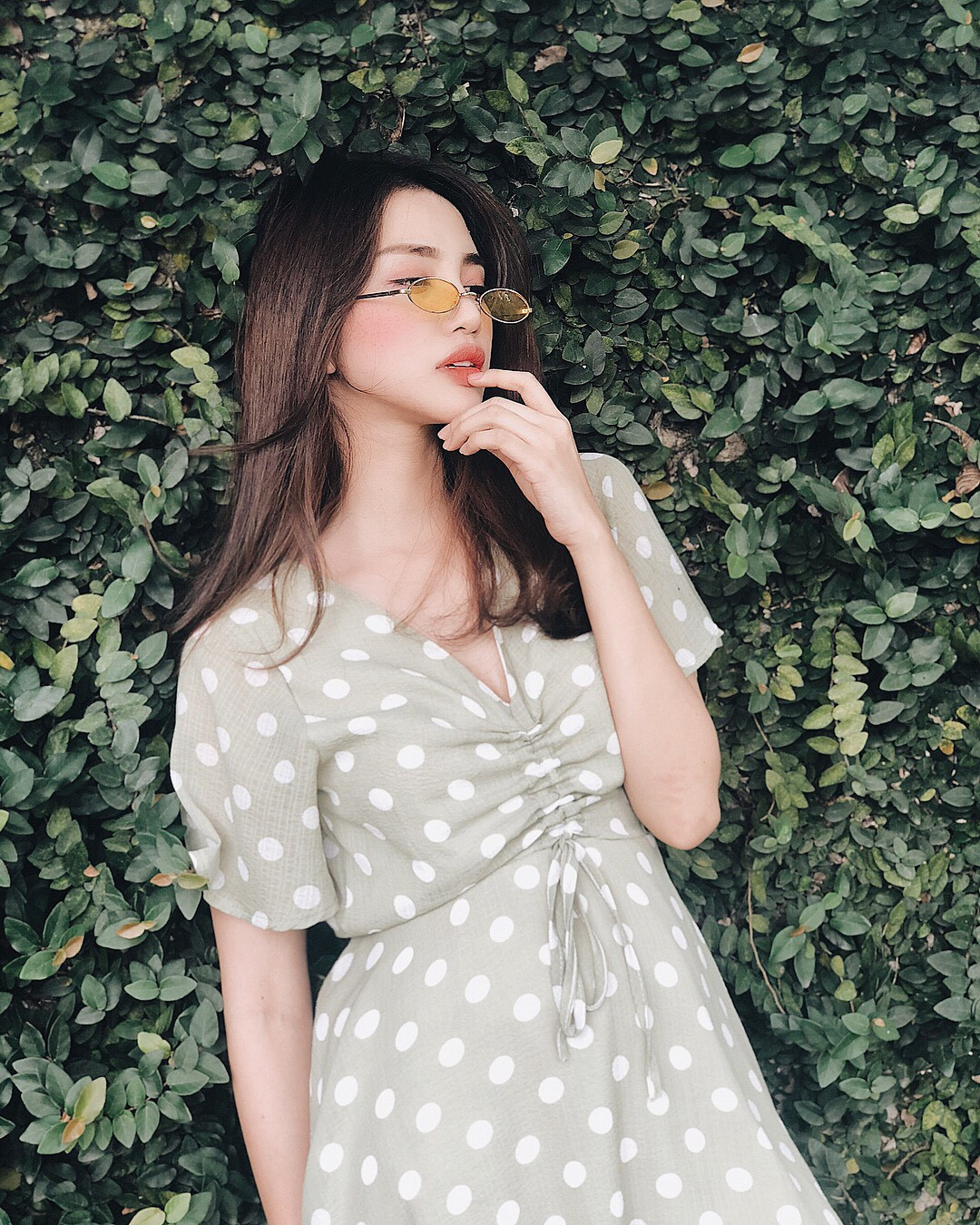 Trước đó, nhiều người từng đặt nghi vấn rằng hot girl của The Face 2017 liệu đã động đến dao kéo khi gương mặt của cô khác hẳn với hình ảnh thô sơ thuở ban đầu.