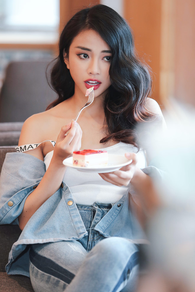 Bức ảnh dù chỉ được Thiên Nga đăng lên story Instagram và đã biến mất sau 24h tuy nhiên, nhiều người đã nhanh chóng chụp ảnh màn hình lại và nhanh chóng đưa lên các diễn đàn để bàn tán.