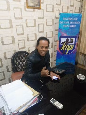 Ronaldikin Taucho II chia sẻ rằng, anh bắt đầu thần tượng Ronaldinho khi siêu sao người Brazil này thi đấu cho CLB AC Milan (cũng là CLB mà anh yêu thích) trong giai đoạn 2008–2010.