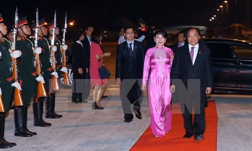 Thu tuong Chinh phu ket thuc chuyen tham du Hoi nghi Cap cao ASEAN