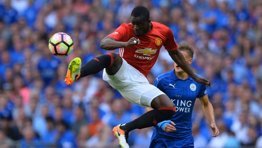 Eric Bailly: Villarreal đến Manchester United Giá trị thực tế: 14,9 triệu euro; giá trị chuyển nhượng: 38,4 triệu euro