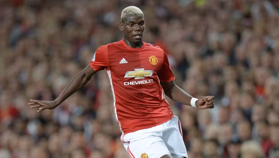 Paul Pogba: Juventus đến Manchester United Giá trị thực tế: 94,8 triệu euro; giá trị chuyển nhượng: 110 triệu euro.