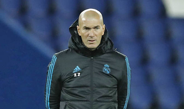 Don Balon đưa tin sốt dẻo, Zinedine Zidane đã đồng ý với Chủ tịch Florentino Perez, rời Real Madrid vào cuối mùa. Ảnh: Don Balon