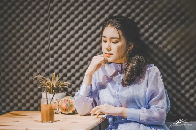 Được mọi người đánh giá là có những góc mặt ăn ảnh vì vậy trên trang cá nhân của Yến Mỹ không thiếu những bộ ảnh khiến nhiều dân mạng chỉ cần ngắm thôi là không muốn rời mắt.