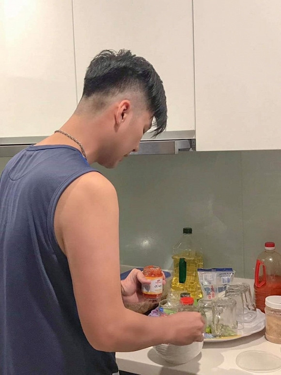 Khen chong kheo nhu Lam Khanh Chi: 