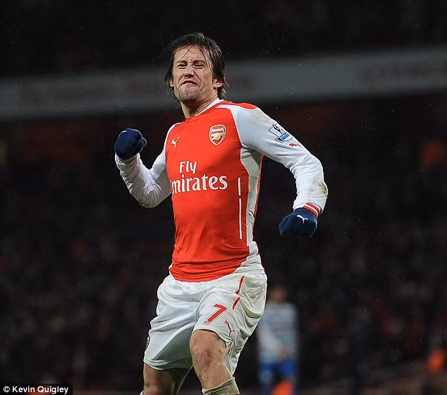 Tomas Rosicky chỉ chơi đúng 20 phút trong trận gặp Burnley ở FA Cup rồi sau đó tiếp tục dính chấn thương nặng, Tomas Rosicky gần như không có bất kỳ đóng góp đáng kể nào vào kế hoạch chinh phục danh hiệu của huấn luyện viên Arsene Wenger mùa này.