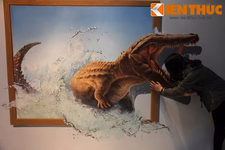 Đặc biệt hơn nữa, tất cả những tác phẩm nghệ thuật này đều được họa sĩ người Bỉ thực hiện tại Việt Nam, mảnh đất ông đã từng gắn bó và có thời gian dài làm việc và sinh sống.