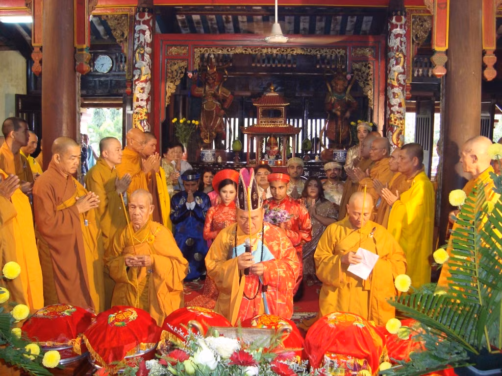 Số lượng các cặp đôi đăng ký lễ cưới tại chùa ngày một đông, nhất là vào mùa cưới khoảng tháng 9 - tháng 10 hàng năm.