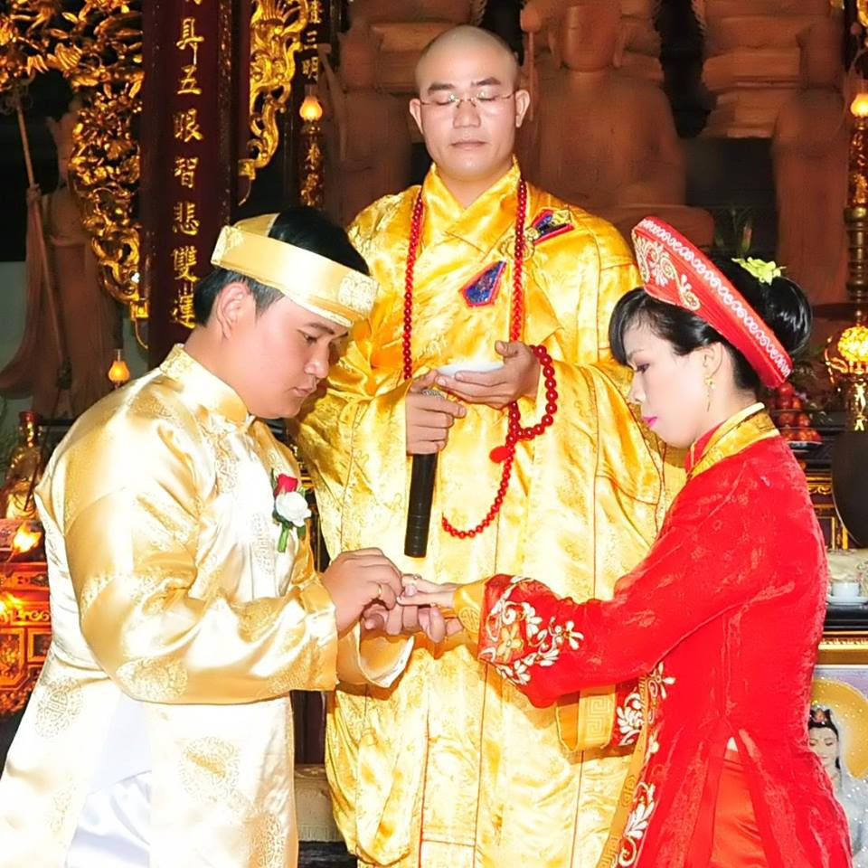 Được biết thêm, những lễ Hằng Thuận như thì nhà chùa sẽ không thu phí và còn hỗ trợ nếu gia đình muốn nhờ các sư thầy nấu cỗ chay để chung vui với gia đình hai bên.