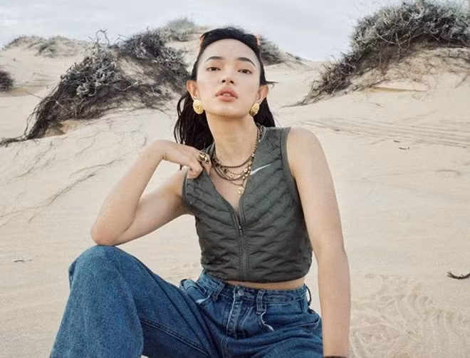 Thời điểm xuất hiện trong Em chưa 18, diễn xuất của Châu Bùi gặp phải nhiều ý kiến trái chiều. Số đông cho rằng cô có ngoại hình nổi bật nhưng còn gượng gạo, thiếu tự nhiên.