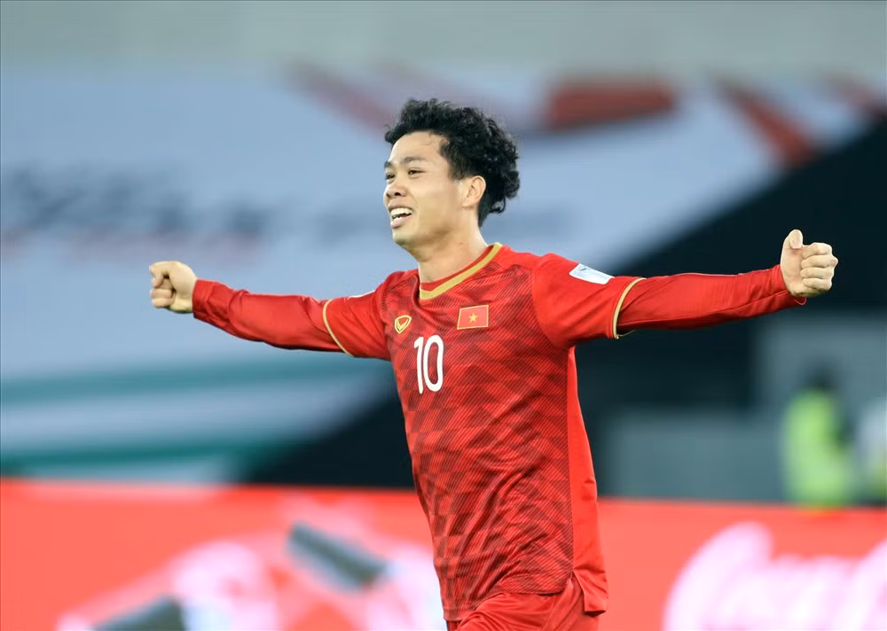 Chien dau qua cam, doi tuyen VIet Nam ghi ten vao vong tu ket Asian Cup 2019-Hinh-4