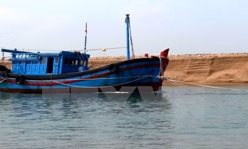 Malaysia bat 23 ngu dan Viet Nam bi cao buoc danh bat trai phep