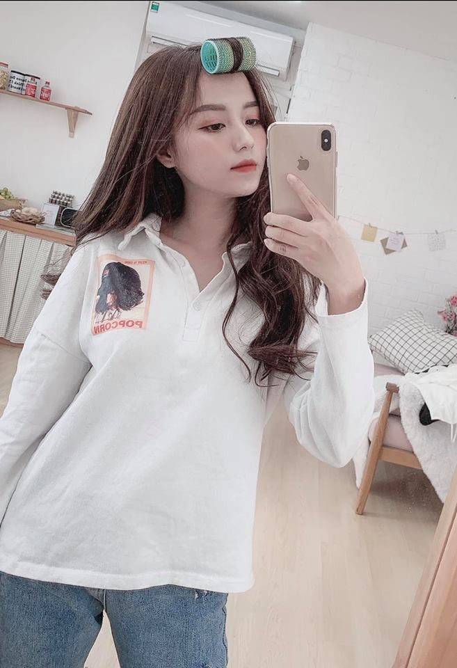 Gia đình bên ngoại của Hồng Hạnh vốn kinh doanh mảng thương mại điện tử nên cô bạn quyết tâm theo học chuyên ngành công nghệ thông tin.