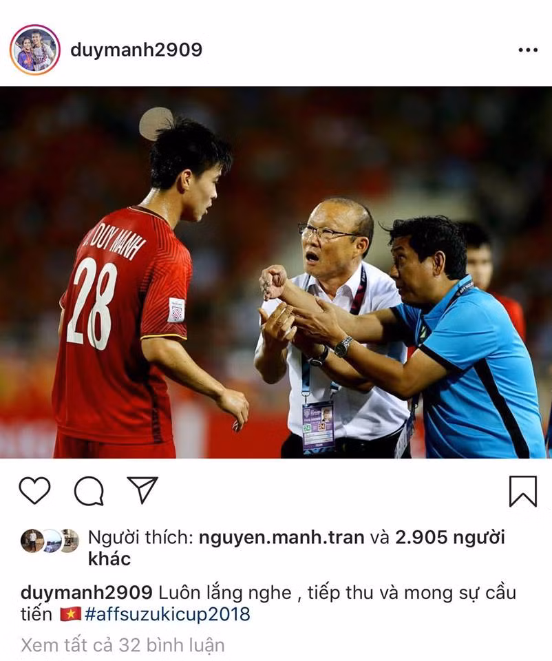 Các cầu thủ đội tuyển Việt Nam đã có những chia sẻ ngắn gọn và nhiều cảm xúc trên trang cá nhân. Khỏi phải nói, lượt like, bình luận và share cứ thế tăng lên từng phút.