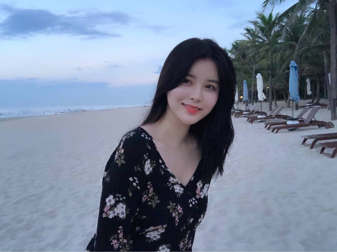 Soyee khoe ảnh ở bãi biển An Bàng trên trang cá nhân.