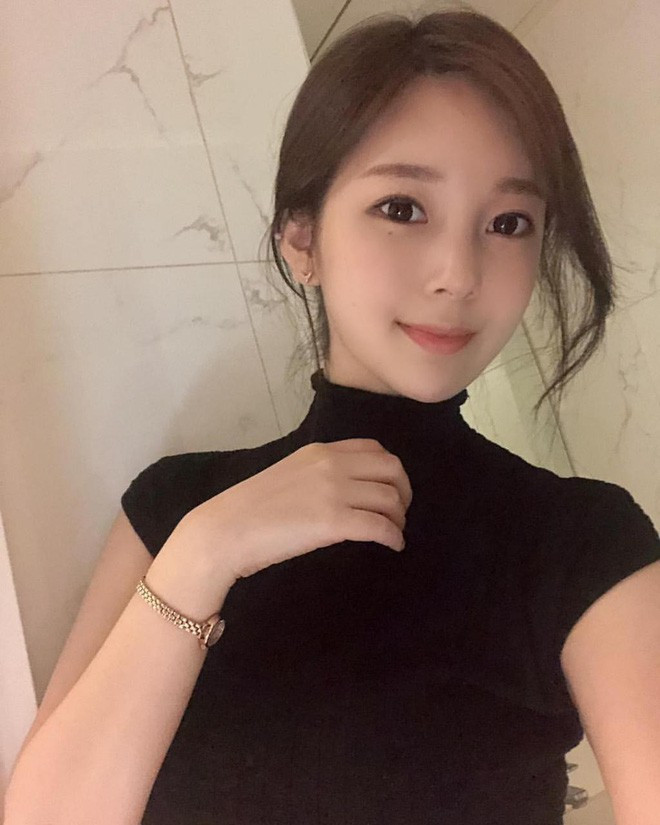 Yaongyi sở hữu khuôn mặt nhỏ nhắn với vẻ đẹp trong sáng, ngọt ngào không khác gì nhân vật trong truyện.