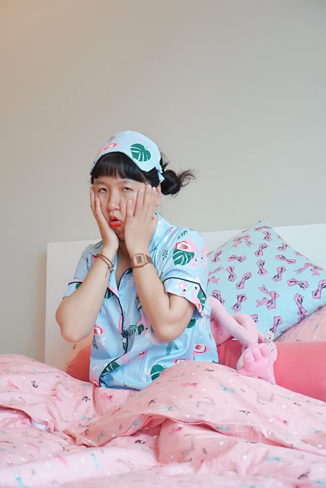 Những hình ảnh hài hước của Trang Hý khiến dân mạng không ít lần bò lăn ra cười.