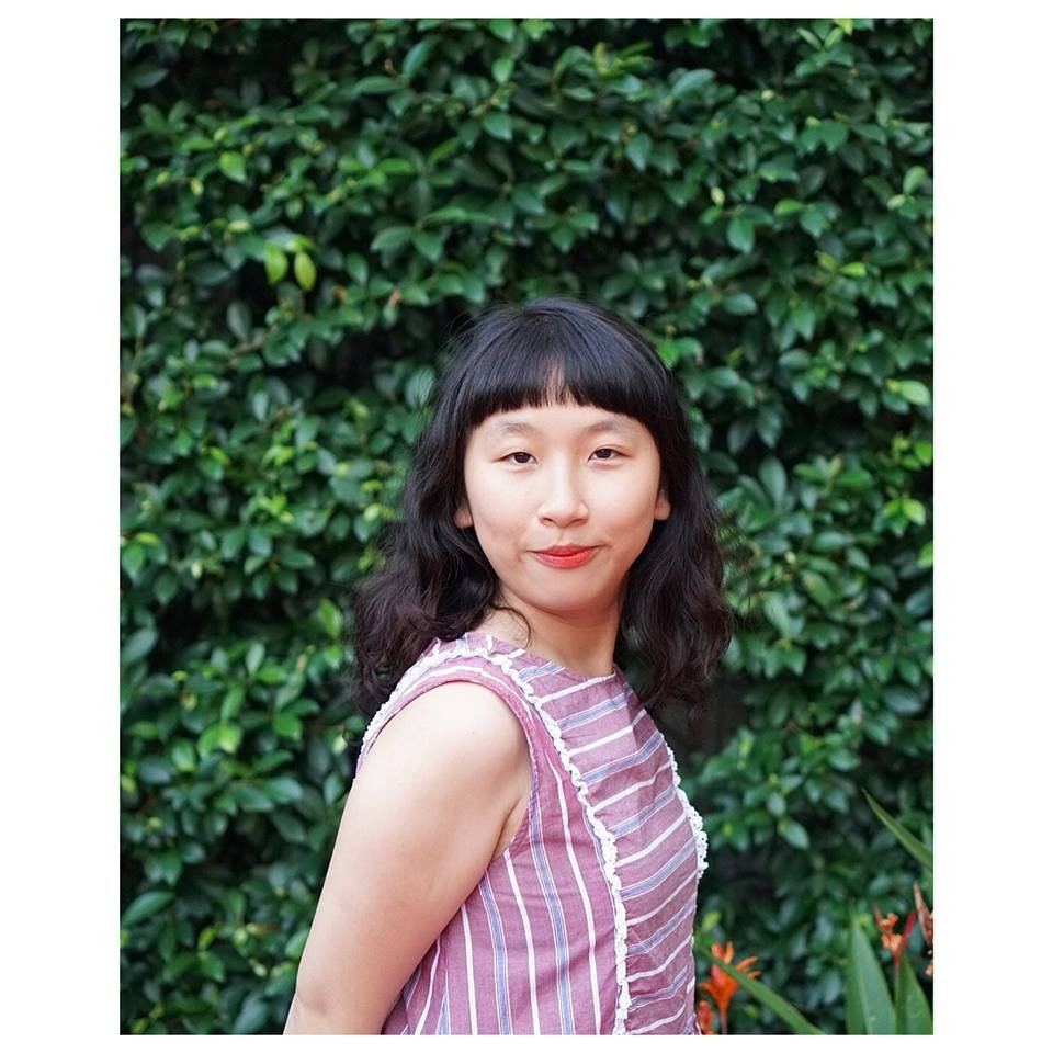 Theo nhiều dân mạng bình luận, dù không sở hữu vóc dáng đáng mơ ước nhưng Trang Hý vẫn thoải mái, tự tin khoe cơ thể.