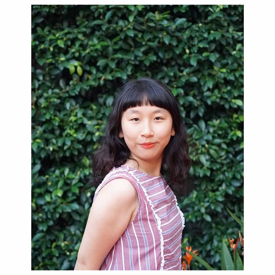 Theo nhiều dân mạng bình luận, dù không sở hữu vóc dáng đáng mơ ước nhưng Trang Hý vẫn thoải mái, tự tin khoe cơ thể.