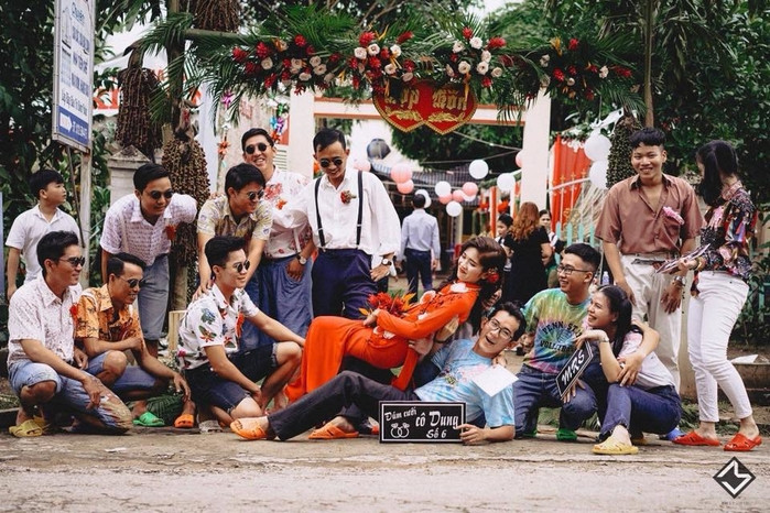 Mỗi người sẽ có suy nghĩ khác nhau, và đây là sở thích của cô dâu chú rể, miễn là họ cảm thấy vui vẻ, hạnh phúc trong ngày trọng đại của đời mình