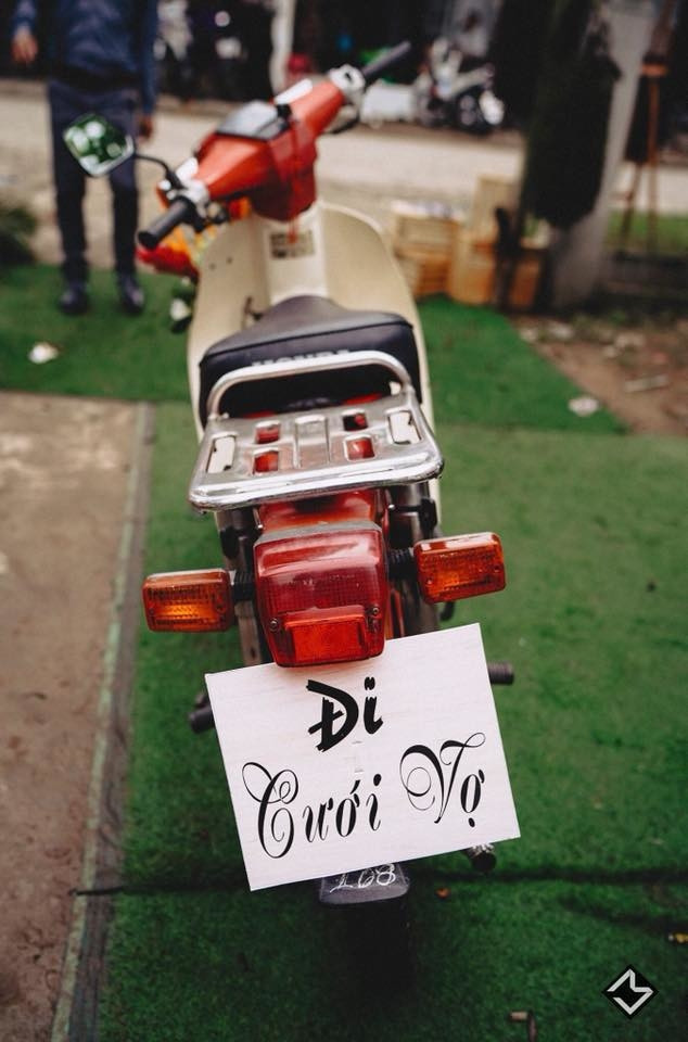 Bạn có mơ ước được đón dâu bởi những anh chàng hài hước và cực ngầu như này không?