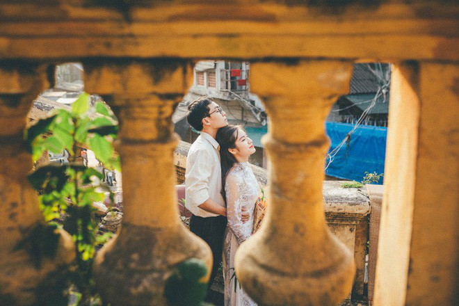 Thời gian yêu nhau dù bận làm thêm và học hành, nhưng cặp đôi này vẫn luôn tranh thủ dành thời gian cho nhau. Tuy nhiên, không phải tình yêu lúc nào cũng màu hồng. Bận học đi làm thêm nên cả hai cũng có khoảng thời gian mâu thuẫn, cãi cọ, và không ít lần nói lời chia tay.