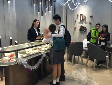 Man cau hon gay soc cua cap doi 