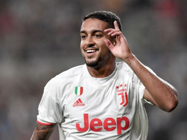 Theo báo giới cho biết, Pereira muốn đầu quân cho CLB Dijon ở Ligue 1 để tìm kiếm cơ hội chơi bóng nhiều hơn thay vì mãi ngồi dự bị như ở Juventus.