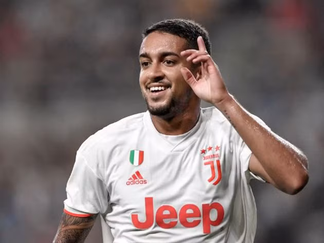 Theo báo giới cho biết, Pereira muốn đầu quân cho CLB Dijon ở Ligue 1 để tìm kiếm cơ hội chơi bóng nhiều hơn thay vì mãi ngồi dự bị như ở Juventus.