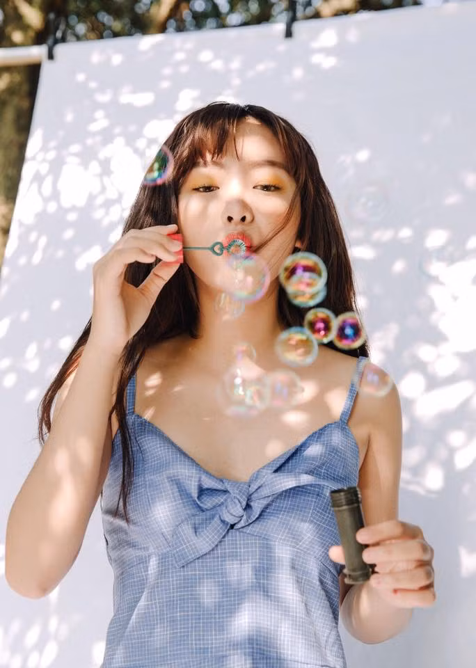 Phương Lan được bạn bè dành nhiều lời khen với các bộ ảnh hay MV kiểu Nhật, trong hình tượng nữ sinh Nhật.