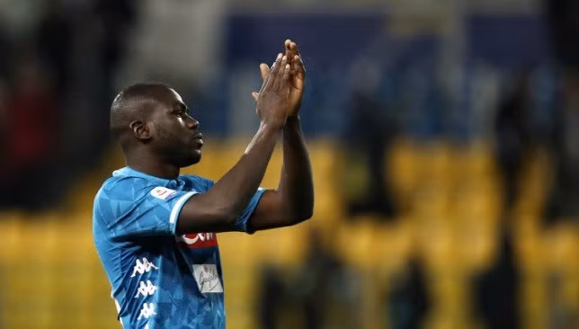 MU đã sẵn sàng mọi thứ kể cả tiền mặt 150 triệu bảng để có thể đón Kalidou Koulibaly và Joao Cancelo tới Anh vào mùa Hè này.