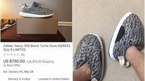 Một chàng trai cũng nhận "quả đắng" khi giàyqua mạng. Tình hình chung của nhiều người mua đồ online là thường mắc bẫy hàng thật không giống ảnh.