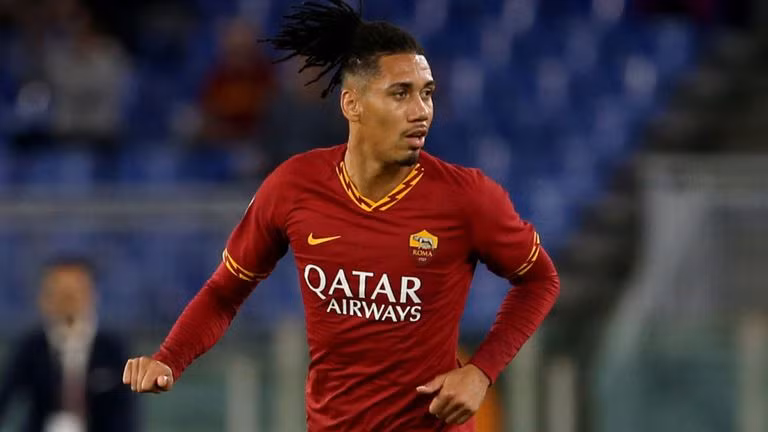 Theo Corriere della Sera, Juventus và Inter Milan đang lên kế hoạch chiêu mộ Chris Smalling, cầu thủ đang chơi rất hay trong màu áo AS Roma theo hợp đồng cho mượn từ Man Utd. Được biết, “Quỷ đỏ” sẵn sàng bán đứt trung vệ này cho bất kỳ đội bóng nào nếu nhận được 18 triệu bảng.